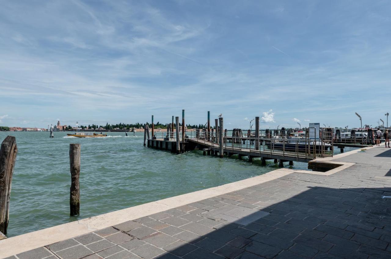 Lovely & Roomy Venetian X5! * Venice