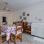 Lovely & Roomy Venetian Apartment X5!