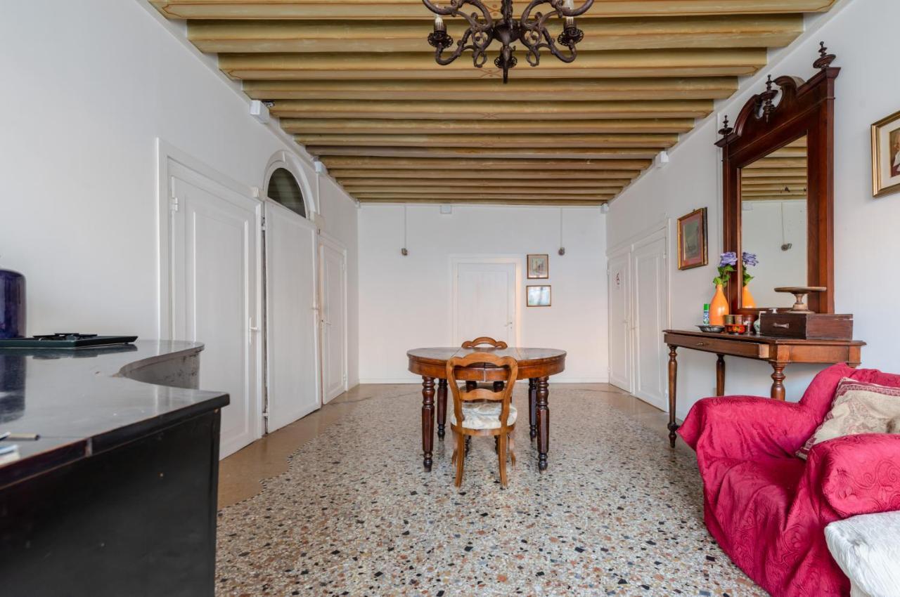 Appartement Lovely & Roomy Venetian X5!