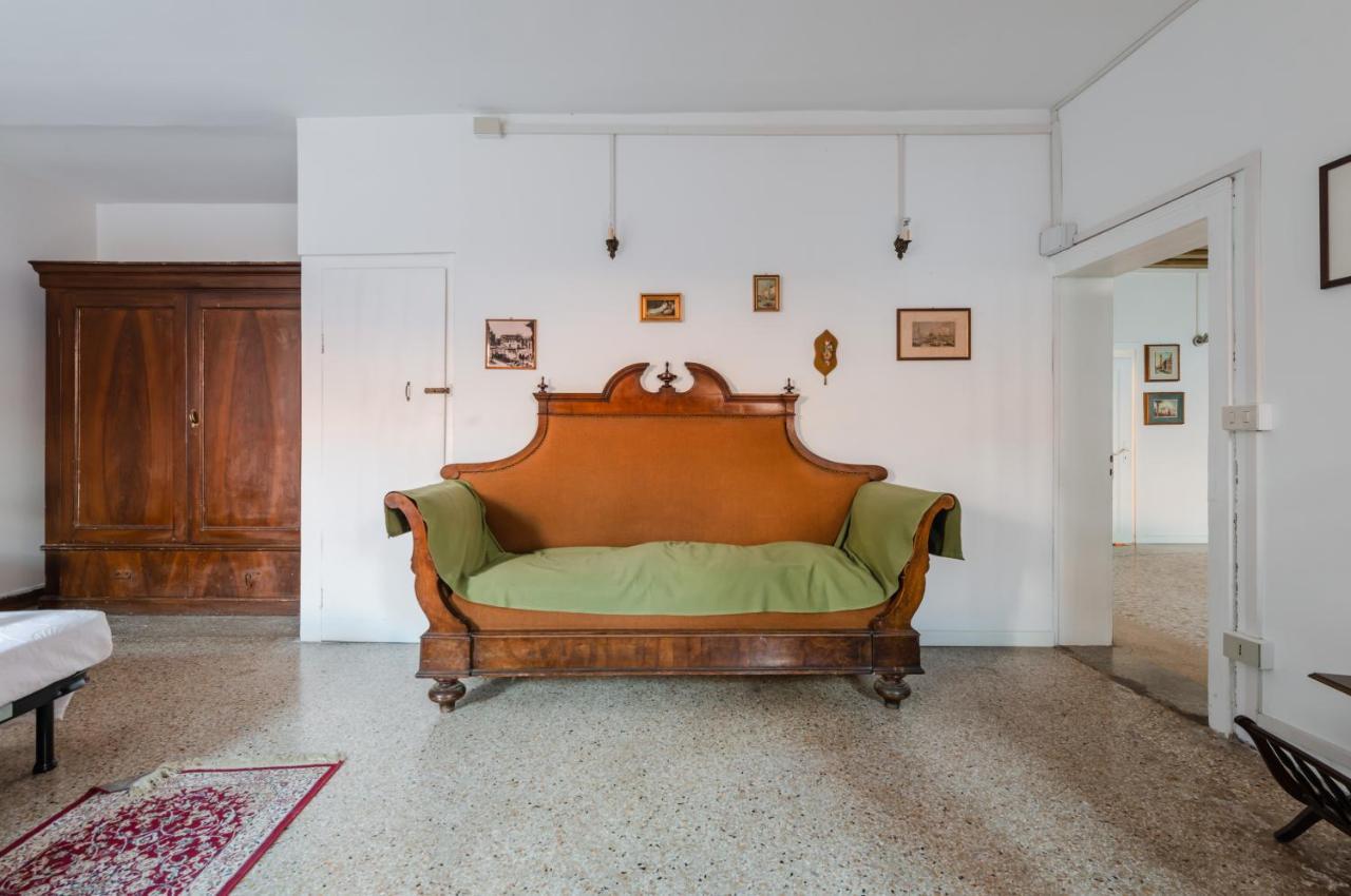 Lovely & Roomy Venetian X5! Venise