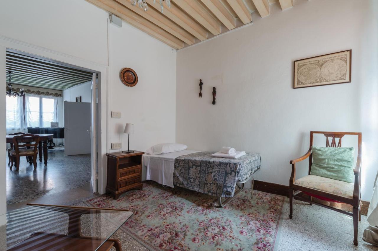 Lovely & Roomy Venetian X5! * Venise