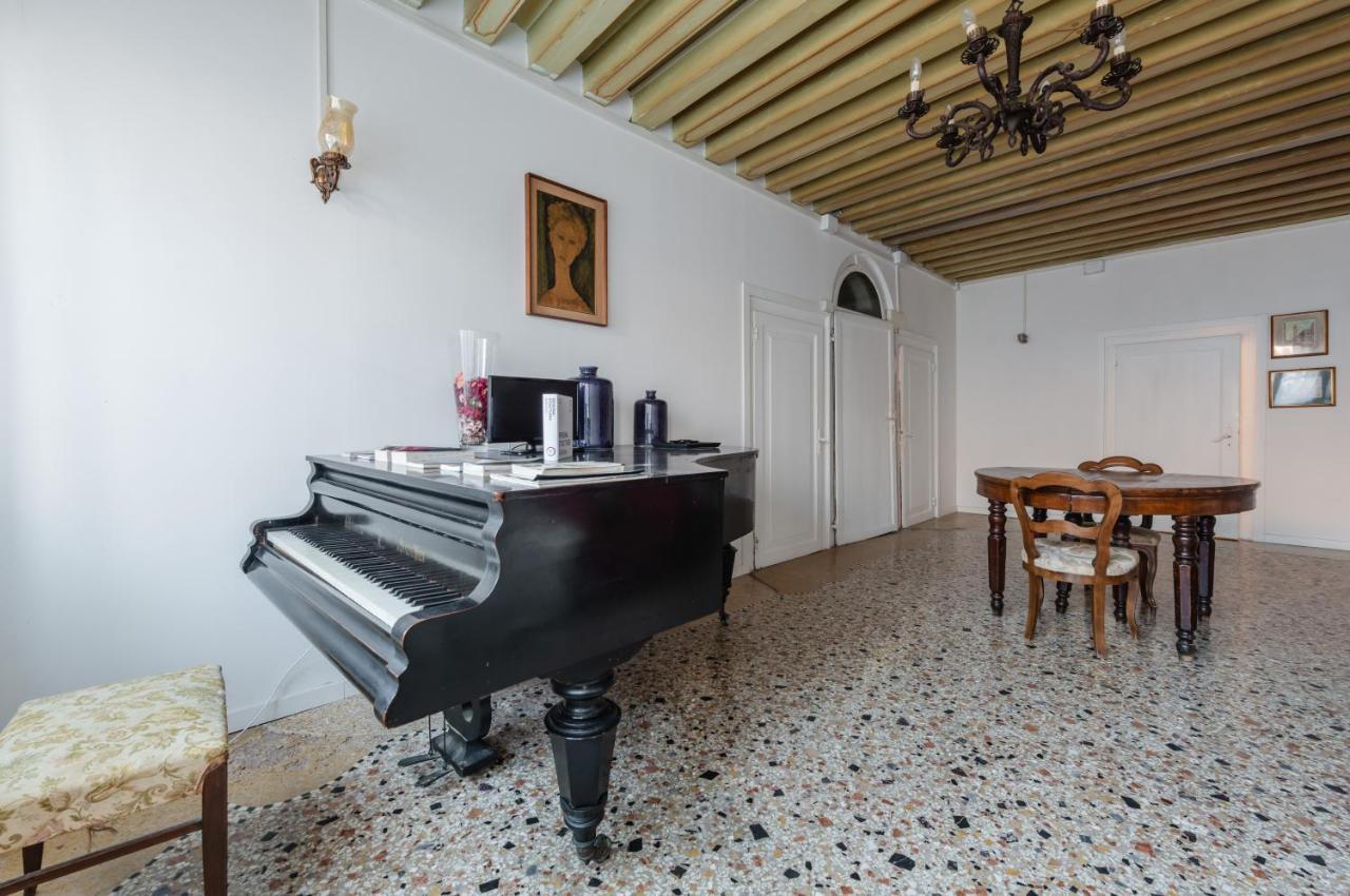 Appartement Lovely & Roomy Venetian X5!