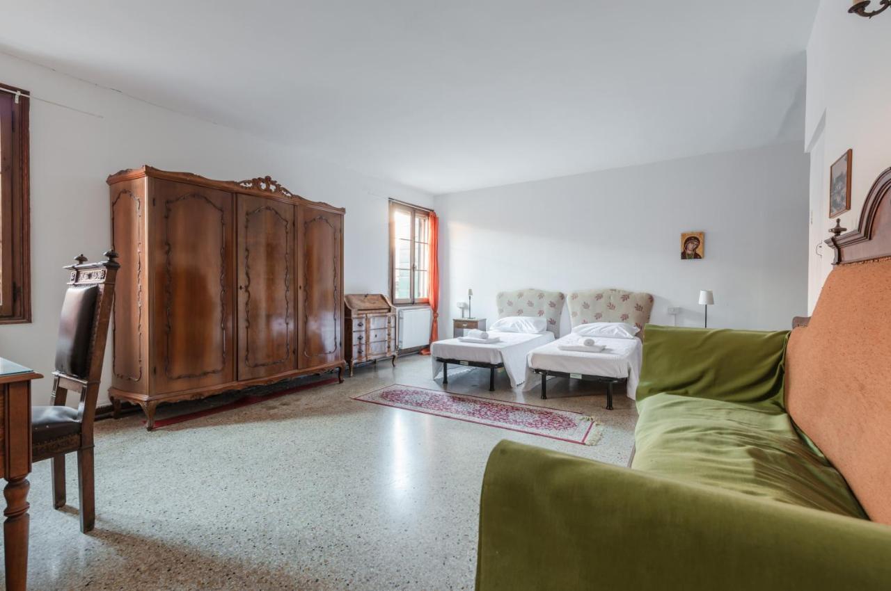 Lovely & Roomy Venetian X5! * Venise